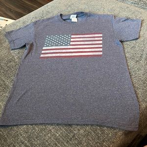 🍎3 for $10!🍎 American Flag T-Shirt